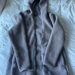 FILA zip up long sleeve jacket with pockets - XL